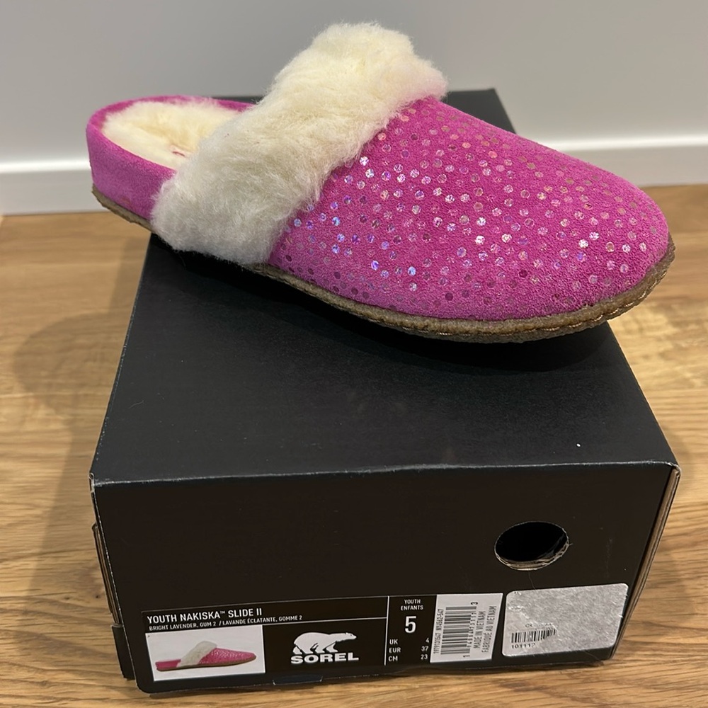 Sorel Youth Nakiska Slide II Slipper Big Girl’s Size 5